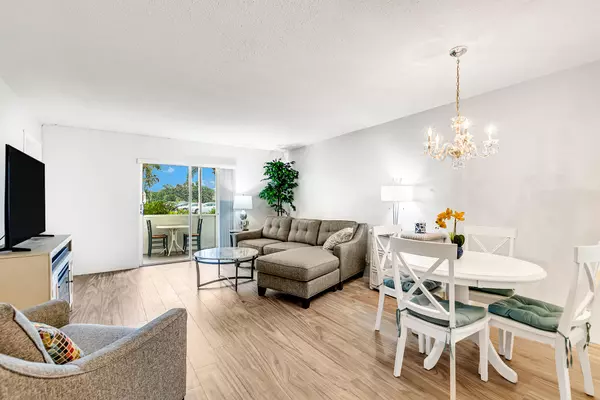 2534 S Garden DR 105, Lake Worth, FL 33461