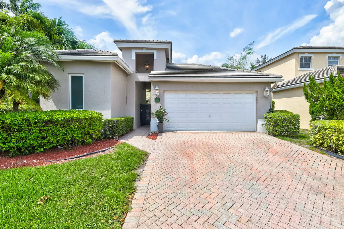 Boca Raton, FL 33433,8191 Hampton Wood DR