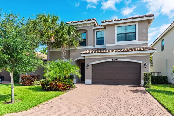 8057 Green Tourmaline TER, Delray Beach, FL 33446