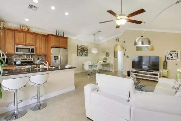 Palm Springs, FL 33461,3202 Johns PL