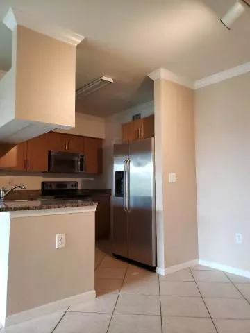 West Palm Beach, FL 33411,6482 Emerald Dunes DR 308