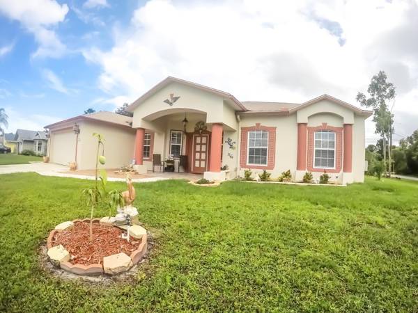 6871 NW Hogate CIR, Port Saint Lucie, FL 34983