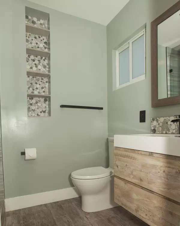 Fort Lauderdale, FL 33304,2507 NE 8th ST