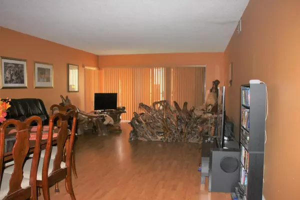 Miami, FL 33179,605 Ives Dairy RD 206-7