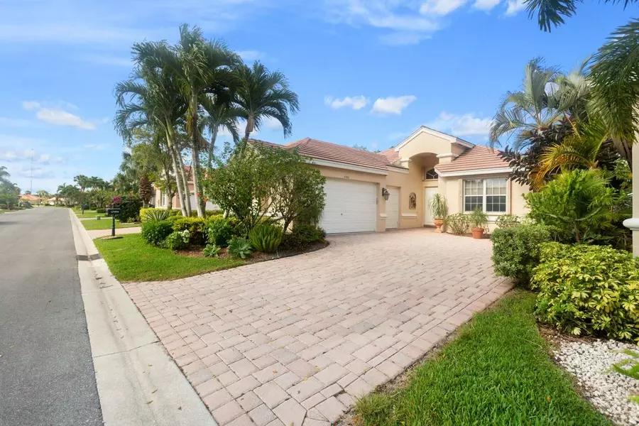 4586 Hazleton LN, Lake Worth, FL 33449