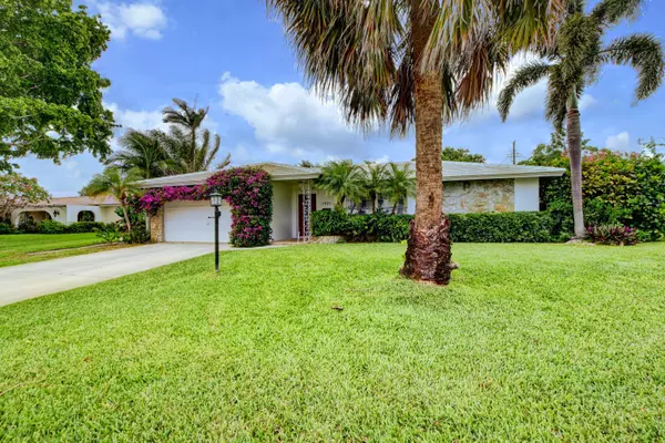 Lake Clarke Shores, FL 33406,1901 Caribbean Road W