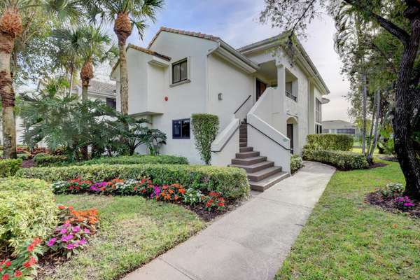 7444 Victory LN 10004, Delray Beach, FL 33446