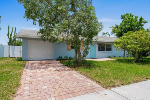 West Palm Beach, FL 33417,5939 Fair Green RD