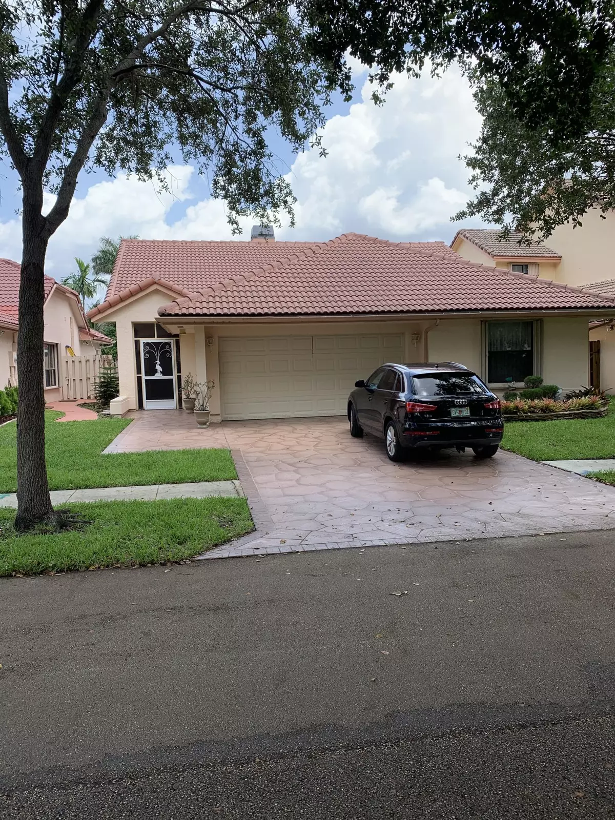 Plantation, FL 33322,9421 NW 18 CT