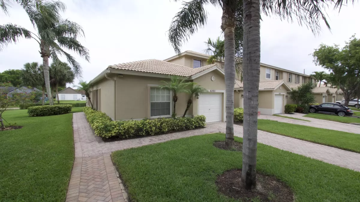 Boynton Beach, FL 33437,6380 Park Lake CIR