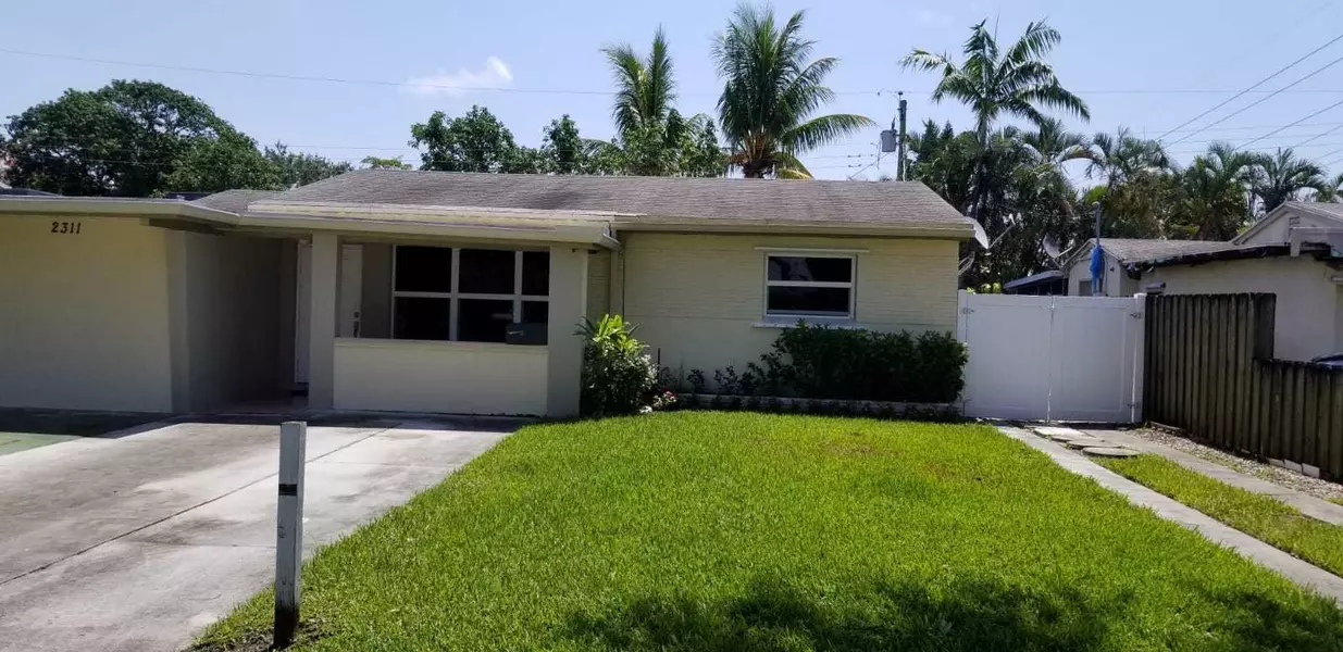 2311 N 58th AVE, Hollywood, FL 33021