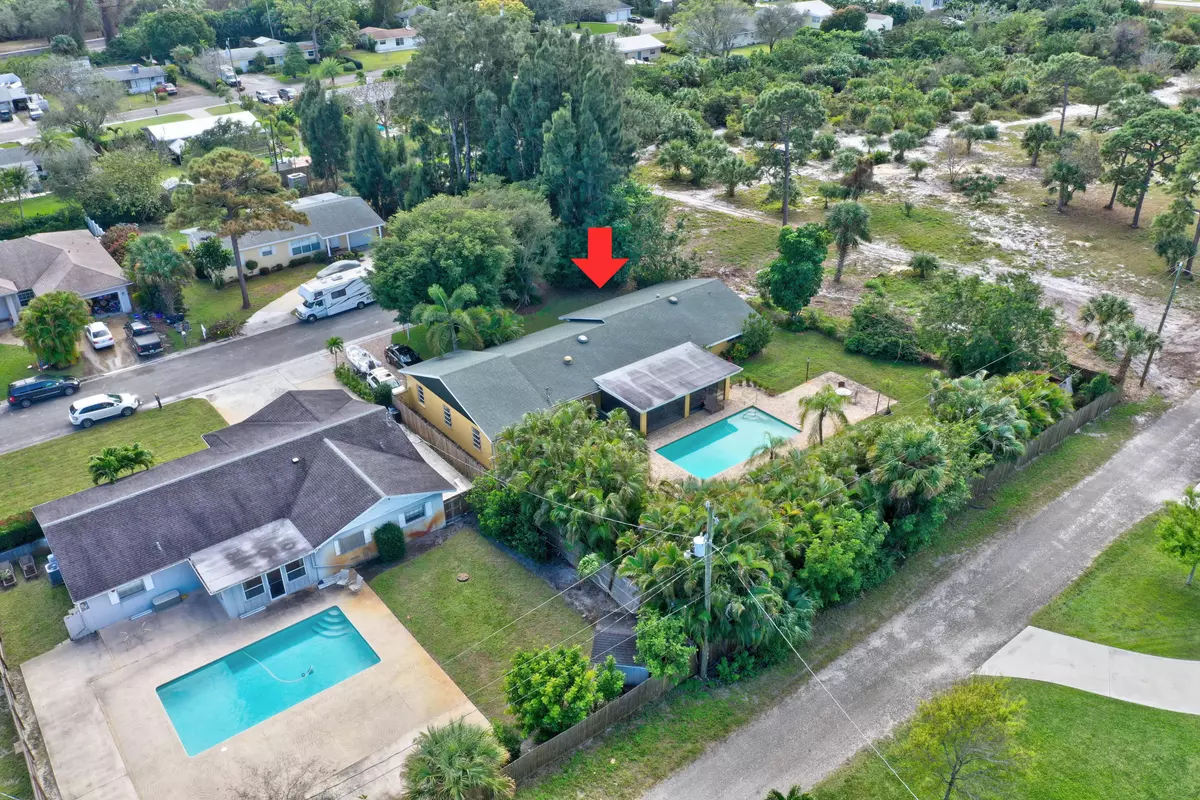 Hobe Sound, FL 33455,9005 SE Bobwhite ST