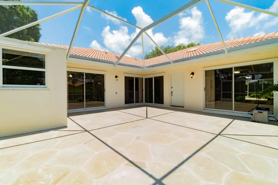 9140 Sun Terrace CIR B, Palm Beach Gardens, FL 33403