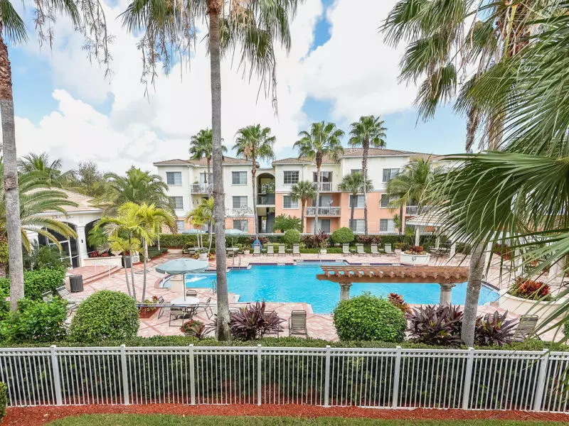 Palm Beach Gardens, FL 33418,5204 E Myrtlewood CIR