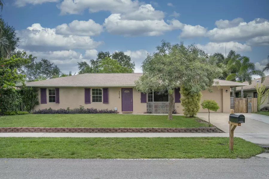 1016 Palama WAY, Lantana, FL 33462