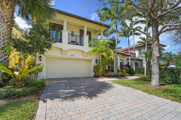 1077 Vintner BLVD, Palm Beach Gardens, FL 33410