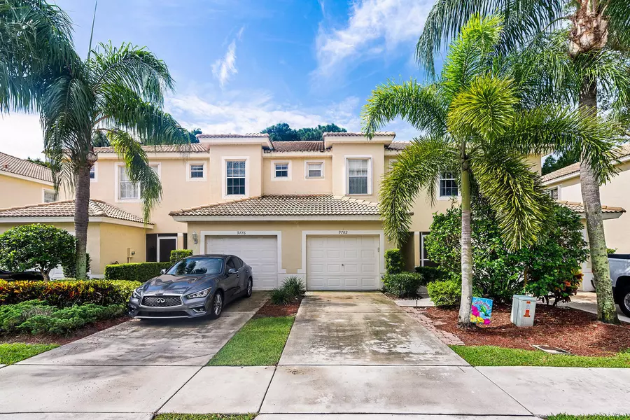 9782 Lago DR, Boynton Beach, FL 33472