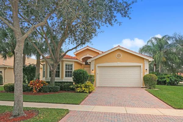 7272 Imperial Beach CIR, Delray Beach, FL 33446