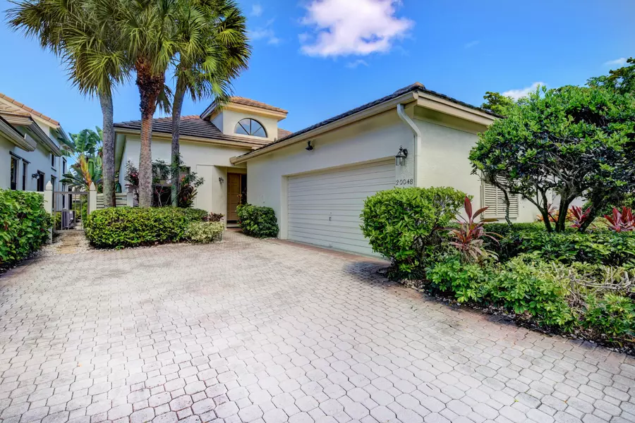 20048 Waters Edge Lane, Boca Raton, FL 33434