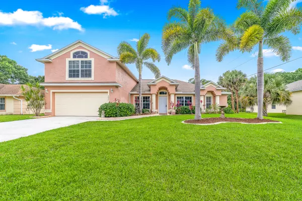 3822 SW Ruark ST, Port Saint Lucie, FL 34953