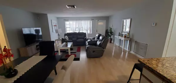 Pompano Beach, FL 33060,301 NW 18th CT