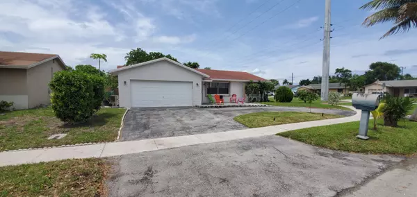 Pompano Beach, FL 33060,301 NW 18th CT