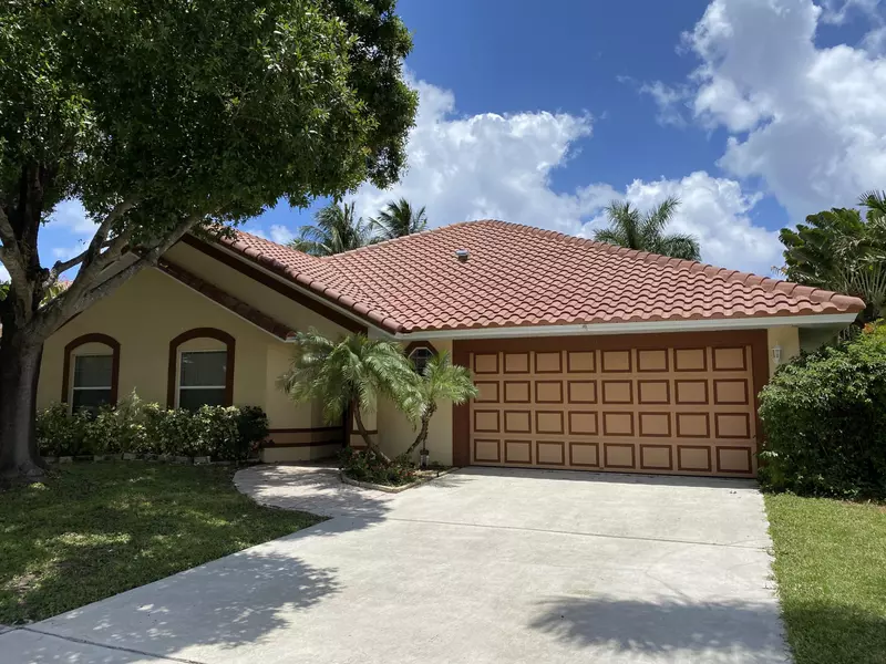 7360 Rosewood CIR, Boca Raton, FL 33487