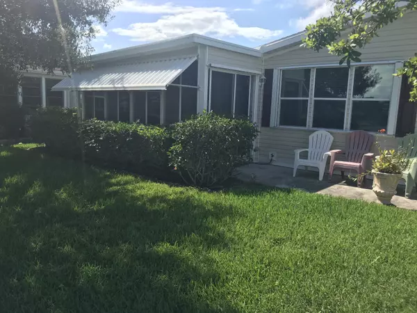 Port Saint Lucie, FL 34952,7804 Horned Lark CIR