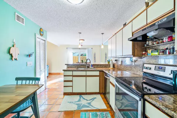 Jupiter, FL 33458,312 Maplecrest CIR