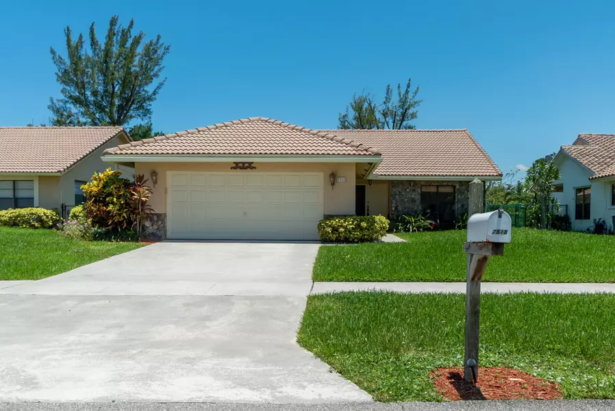 7518 Silver Woods CT, Boca Raton, FL 33433