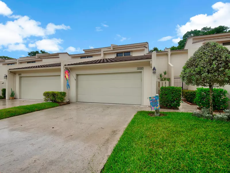 7023 Edgemere TER, Palm Beach Gardens, FL 33410