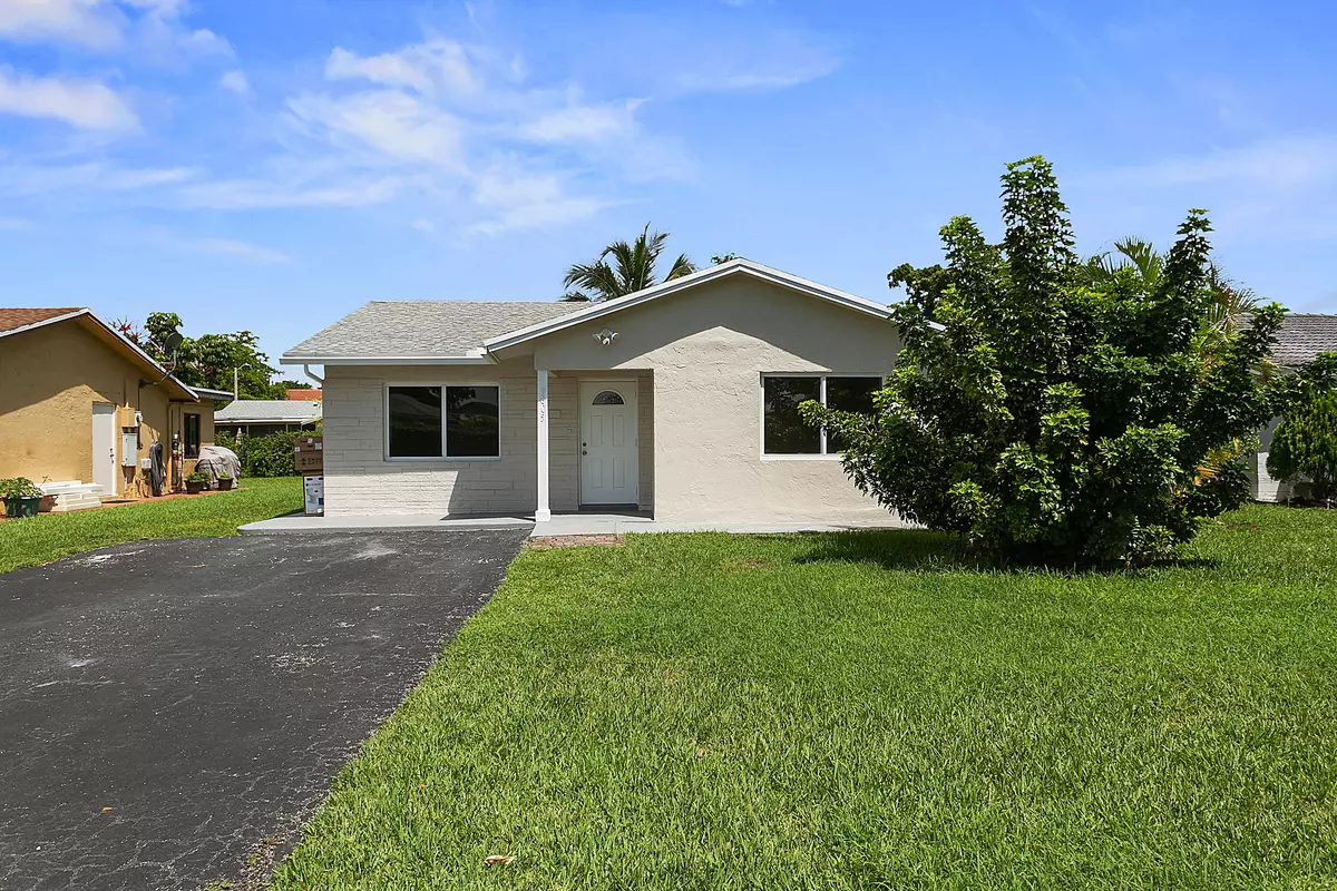 Tamarac, FL 33321,9605 NW 72nd MNR