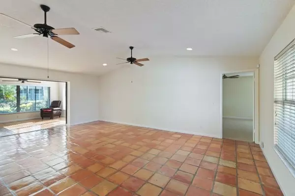 Tequesta, FL 33469,9671 SE N Little Club WAY