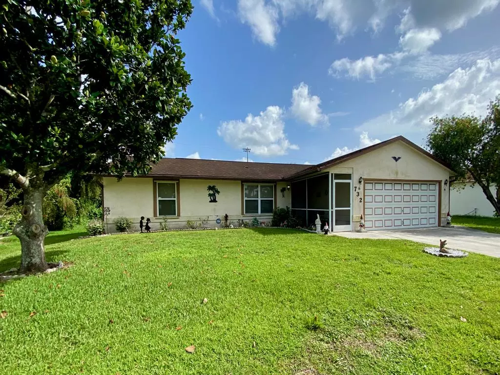 Port Saint Lucie, FL 34983,732 SW Dolores AVE