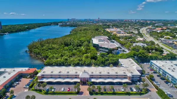 Boca Raton, FL 33431,700 NE Harbour TER 223