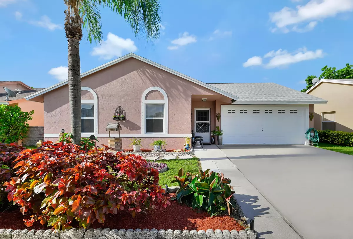 Lake Worth, FL 33463,5635 Lake George PL