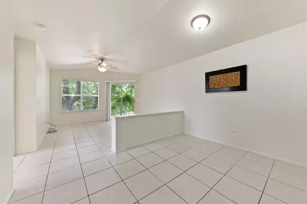 Delray Beach, FL 33445,1725 Palm Cove BLVD 2-308