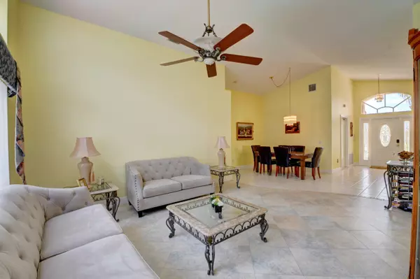 Boca Raton, FL 33498,10640 Plainview CIR