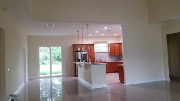 3562 SW Savona BLVD, Port Saint Lucie, FL 34953