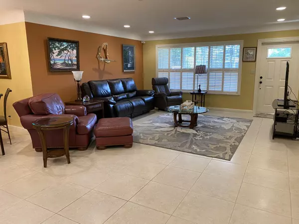 Boca Raton, FL 33431,25 Pinehurst LN