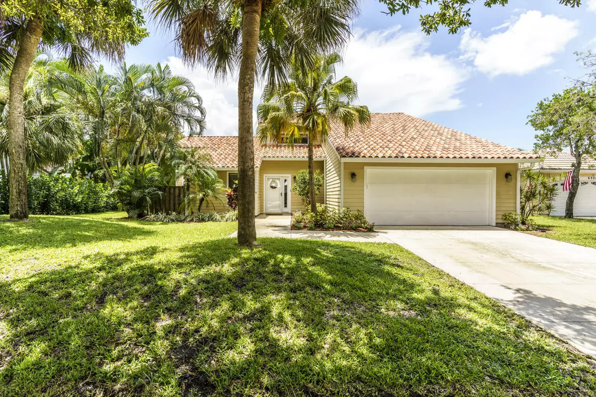 Jupiter, FL 33458,6544 Pineloch CT