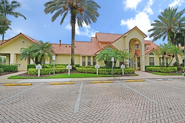 Pompano Beach, FL 33069,1269 SW 46th AVE 2404