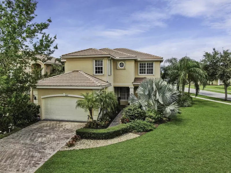 8847 Maple Hill CT, Boynton Beach, FL 33473