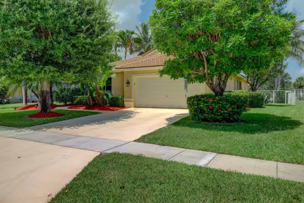 Lake Worth, FL 33463,6807 Lake Nona PL