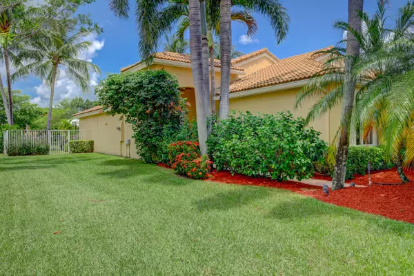 Lake Worth, FL 33463,6807 Lake Nona PL