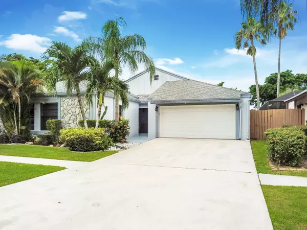 21416 Summertrace CIR, Boca Raton, FL 33428