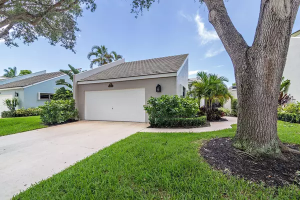 Jupiter, FL 33477,17020 Traverse CIR