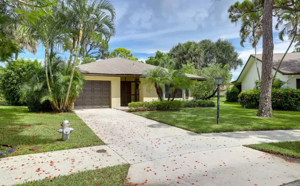 Delray Beach, FL 33445,2720 Azalea CT