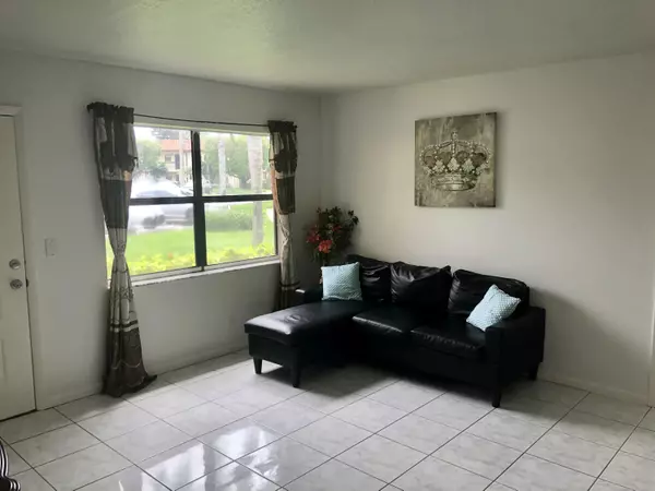 Lake Worth, FL 33467,7221 Golf Colony CT 102