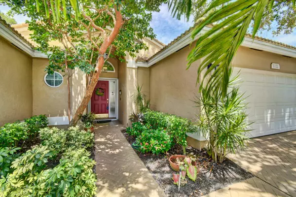 Palm Beach Gardens, FL 33410,1022 W Siena Oaks CIR